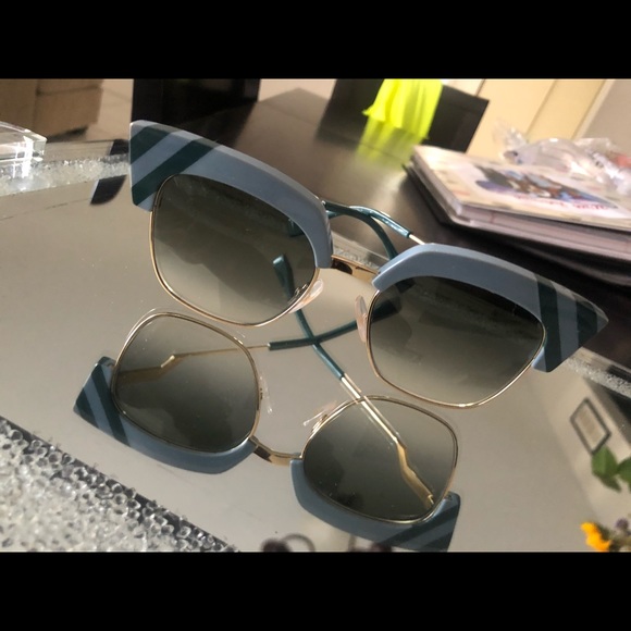 FENDI CAT EYE SHADES AUTHENTIC - Picture 8 of 13